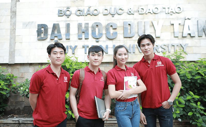 Sinh viên Đại học Duy Tân