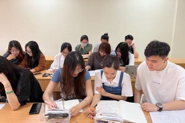 việc làm ngành Việt Nam học 2025